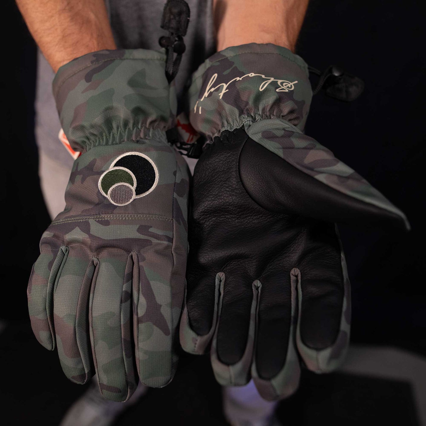 Shorty’s Snowboards X Salmon Arms Glove